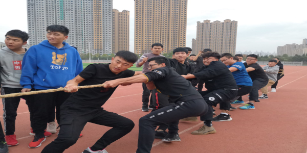 拔河.jpg 拔河.jpg